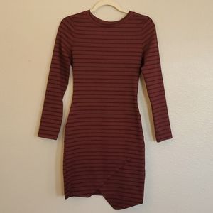 IRIS bodycon Stripped sleeve dress